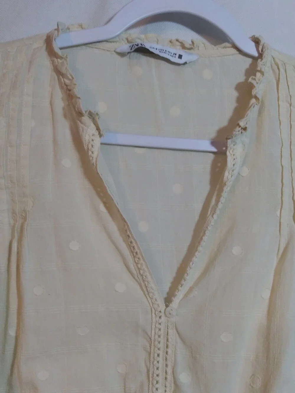 Zara Tan Dot-Pattern V-Neck Button Balloon Embroidered Sleeve Blouse Size Small